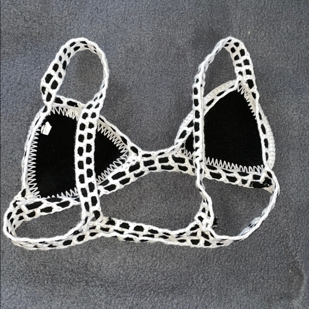 Bathing suit top - Picture 2 of 3